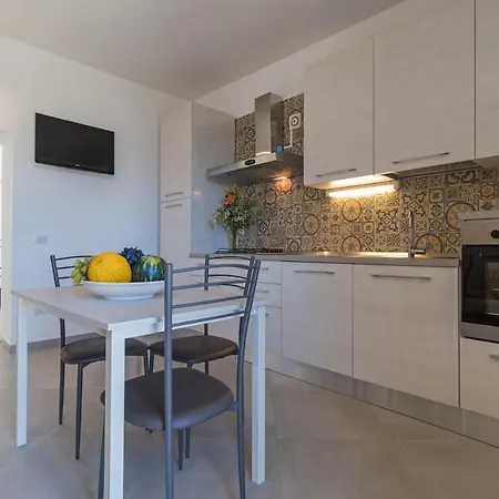 Gurosai Apartment